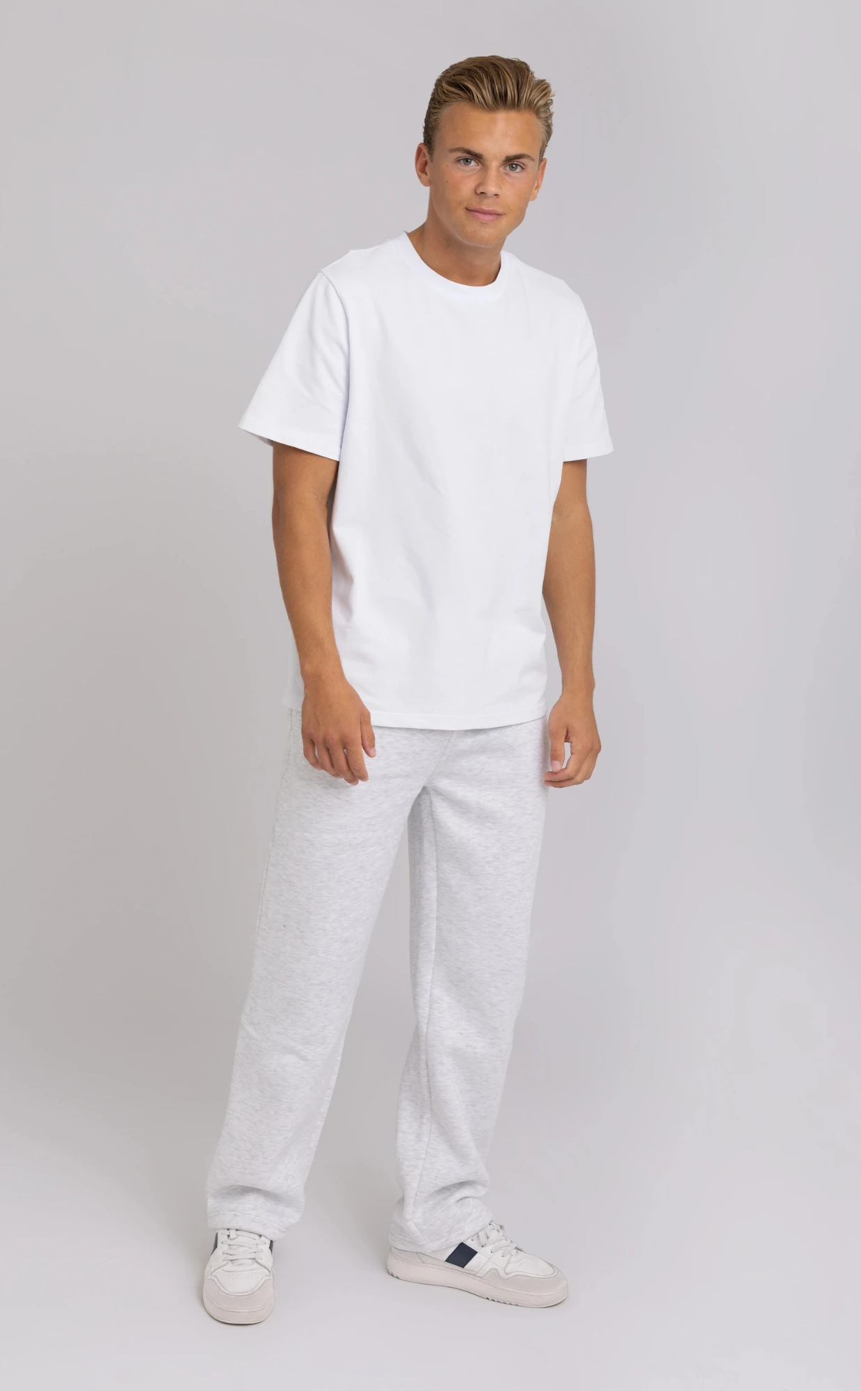 herre t skjorte foran